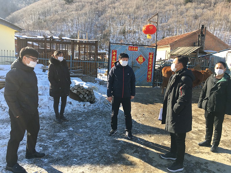 ����ɳ���ֳ������ж���벢�ٴ�÷������͹�״�����������鹥��ս (4).jpg