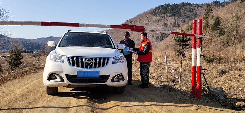 紧绷森林防火弦 多措并举保平安 沙金沟林场全面抓好清明节期间森林防火事情 (4).jpg 紧绷森林防火弦 多措并举保平安 沙金沟林场全面抓好清明节期间森林防火事情 (4).jpg