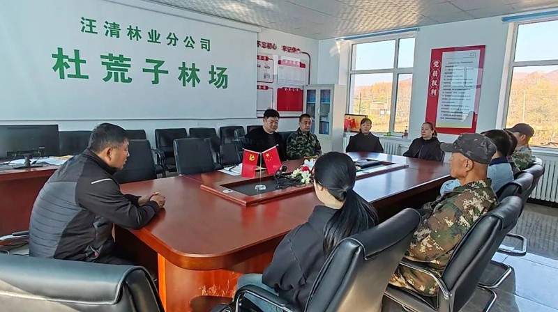 3fa1150e0b42b81b1c77b65a8f904f8e.jpg 3fa1150e0b42b81b1c77b65a8f904f8e.jpg